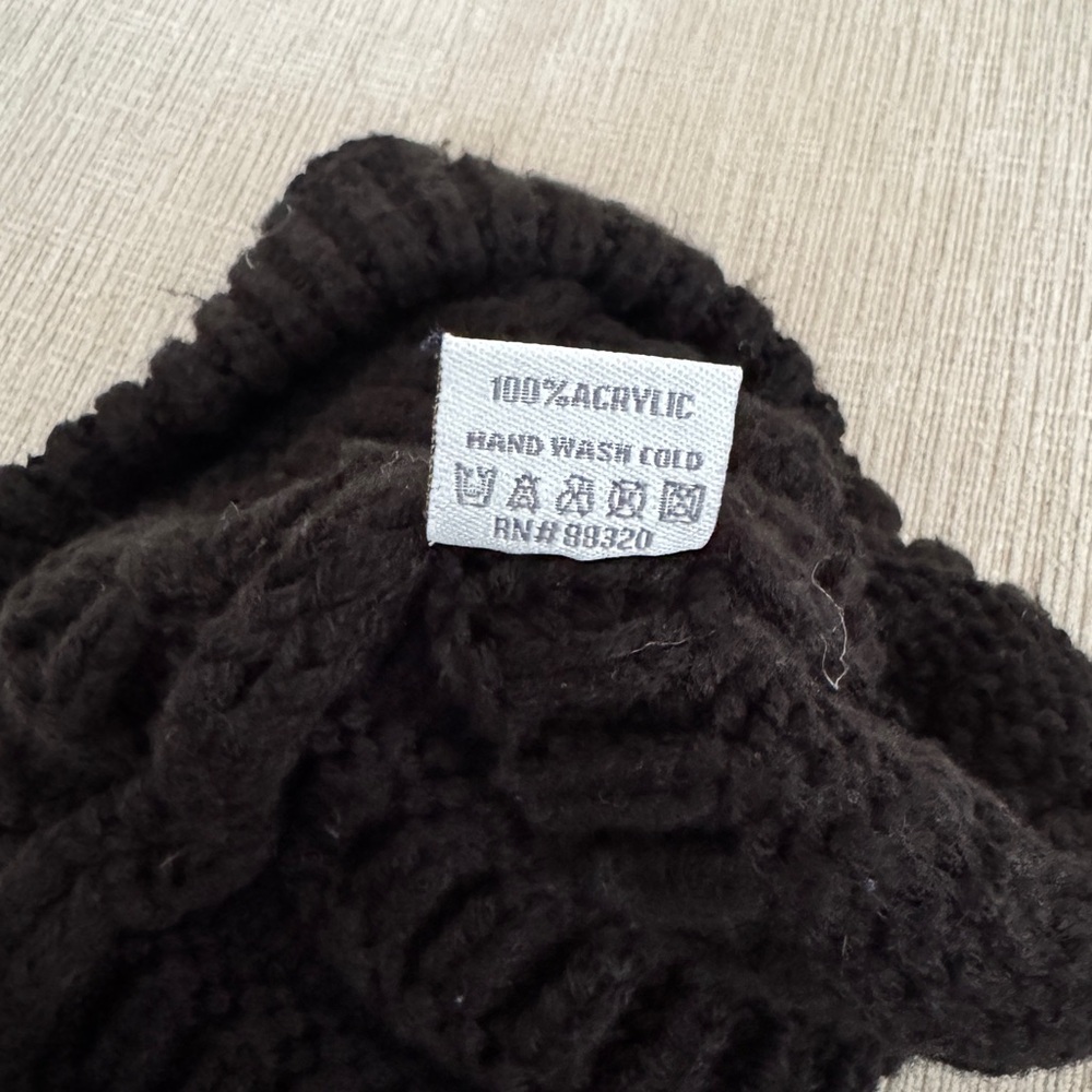 C.C Black Beanie Knit Hat - Picture 4 of 4